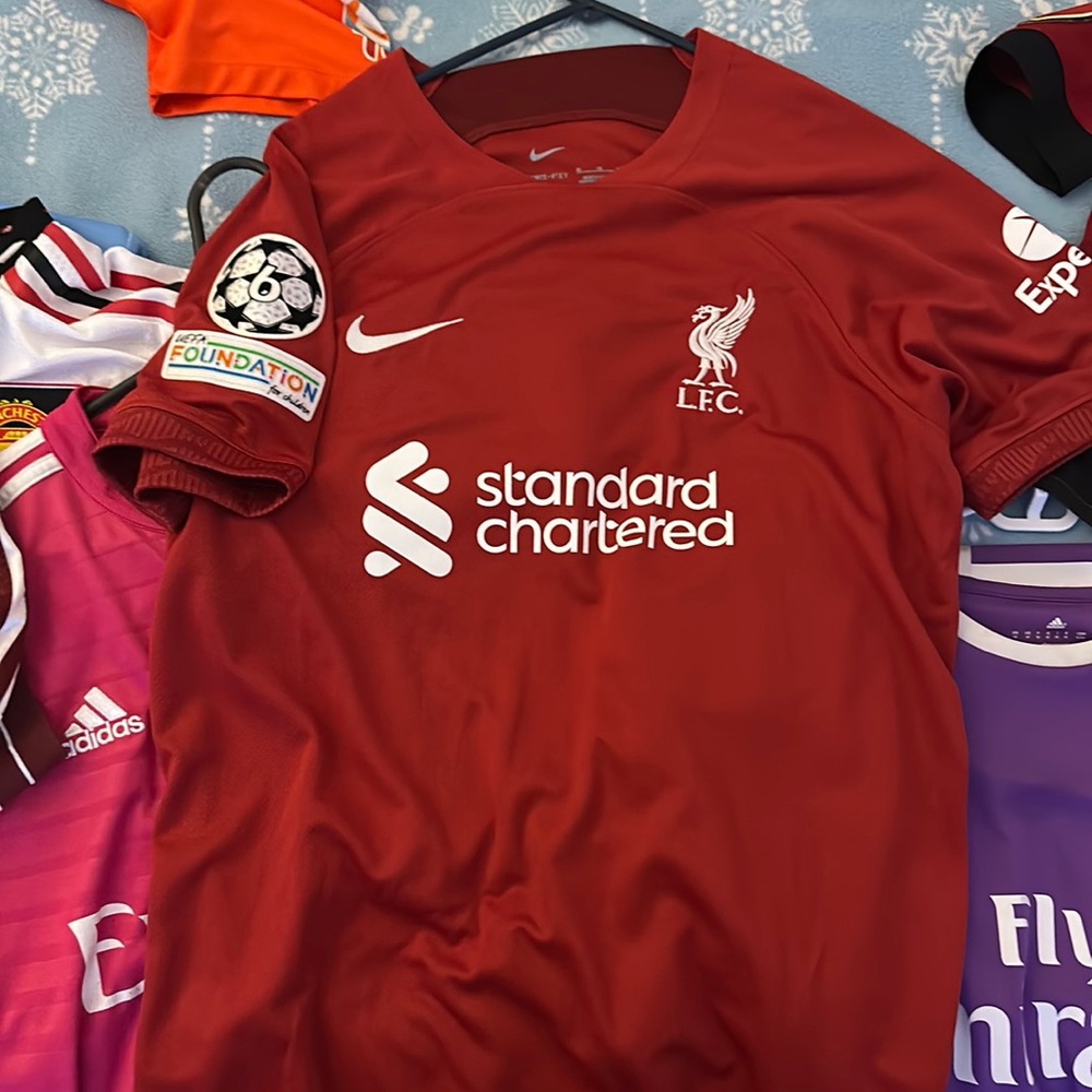 Liverpool jersey ucl verison